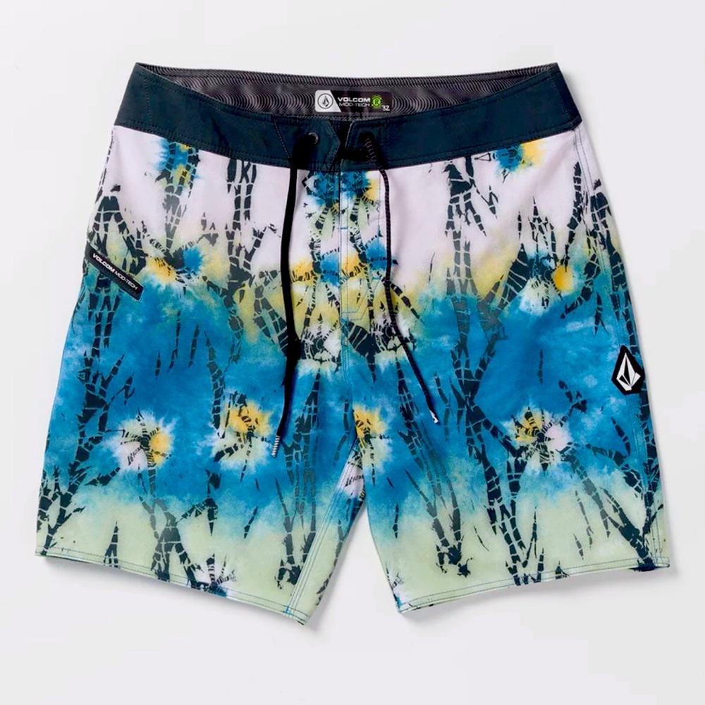 Volcom Mod Tech Batik Swim/Board Shorts 32